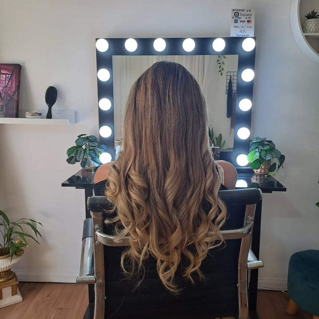 22 Inch Full Volume (I Tip) Hair Extensions #8 Light Brown