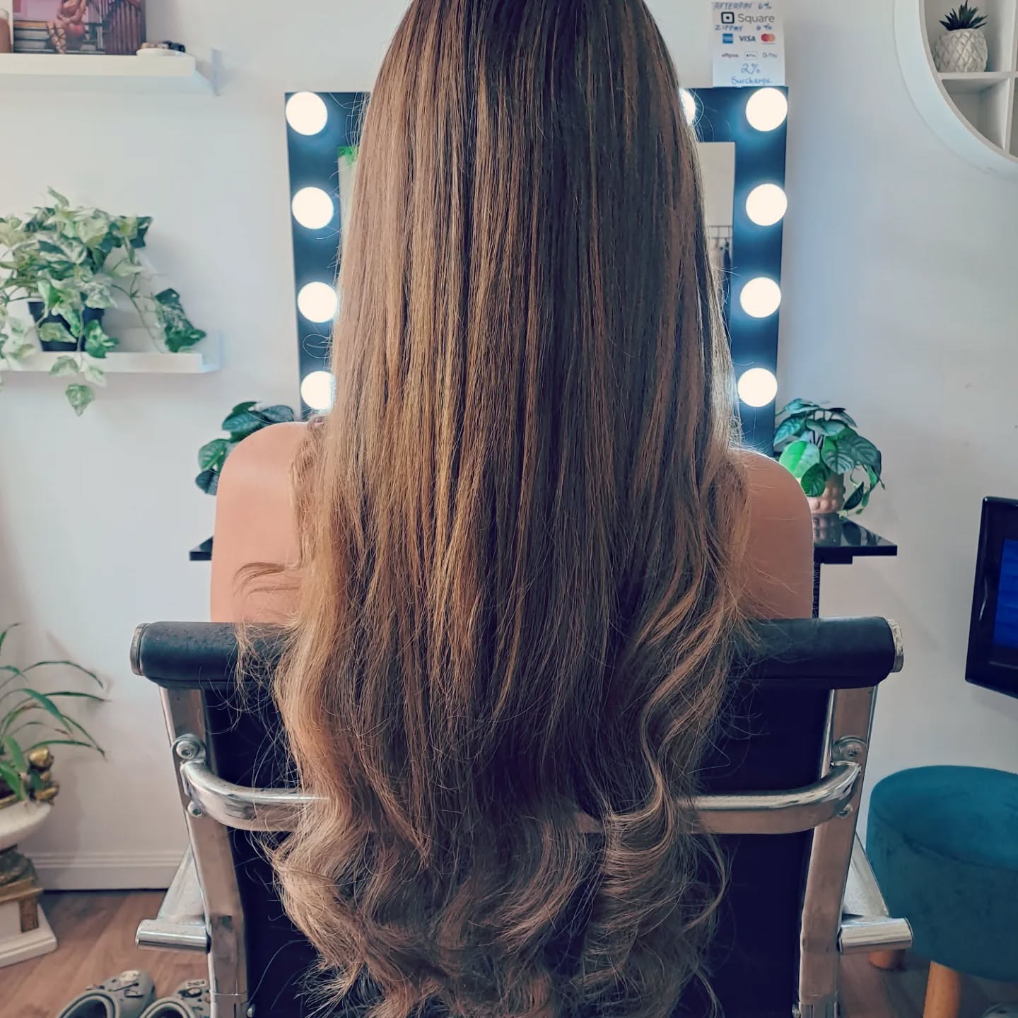 22 Inch Full Volume (Tape) Hair Extensions #8 Light Brown